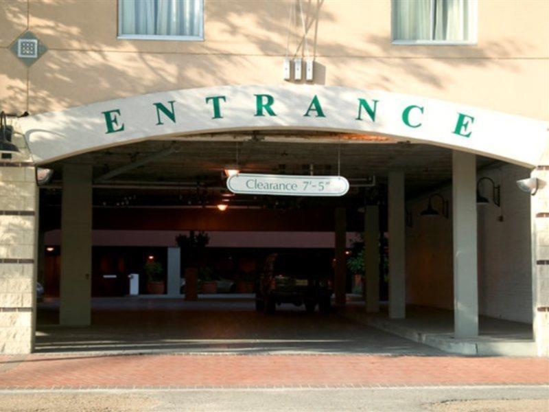 Courtyard By Marriott New Orleans Warehouse Arts District Hotel Bagian luar foto