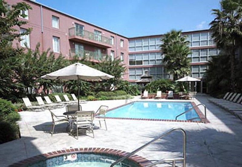 Courtyard By Marriott New Orleans Warehouse Arts District Hotel Bagian luar foto