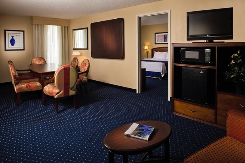 Courtyard By Marriott New Orleans Warehouse Arts District Hotel Bagian luar foto